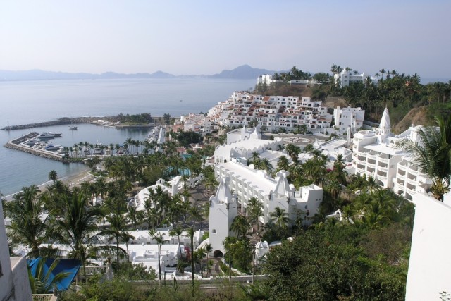 Поездка в Мексику (за деньги)