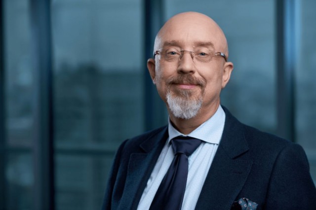 Глава Минобороны Резников: Украина продолжит наносить удары по Крымскому мосту