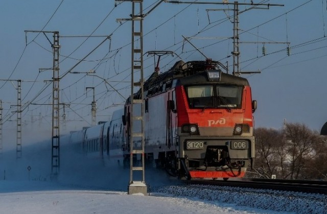 Под Пермью пассажиров поезда высадили за 51 километр до нужной станции