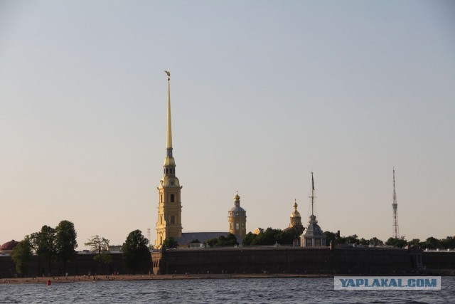 По рекам и каналам Петербурга