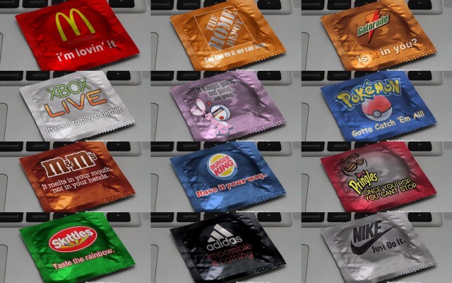 14 идей, что подарить девушке на 8 Марта