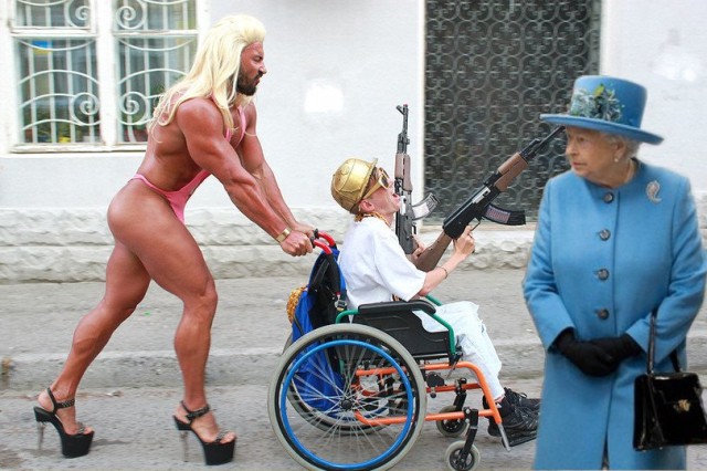 Фотожаба: "Королева Великобритании Елизавета II зашла в супермаркет"