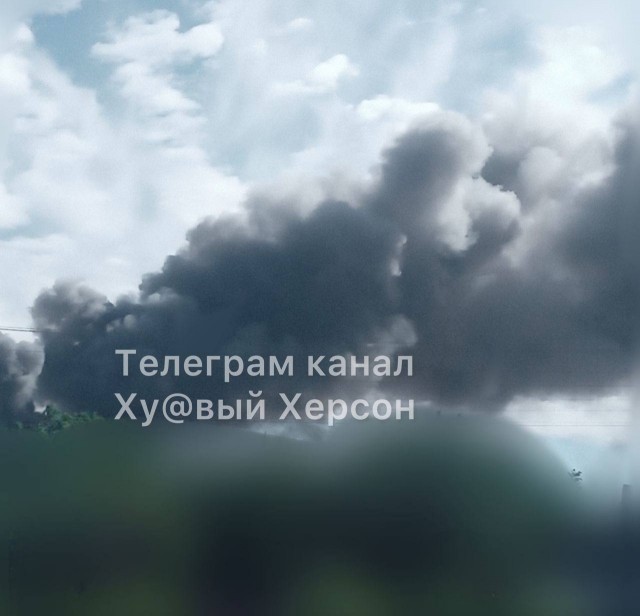Видео удара по нефтеперерабатывающему заводу в Ростовской области