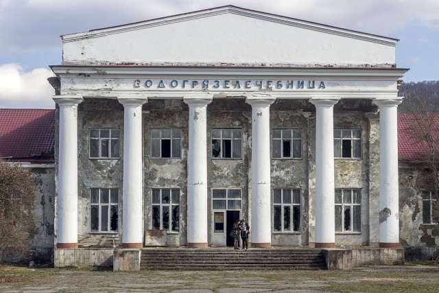 «Kosmaj Project»: фотопроект о заброшенных местах России