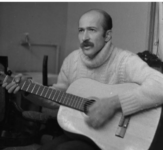 Александр Яковлевич Розенбаум. Врач скорой помощи.