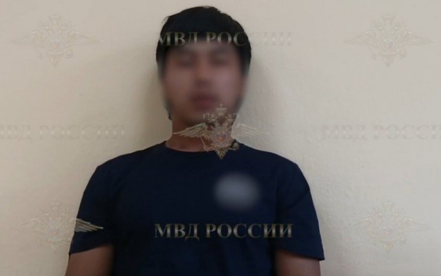 *БАЯН*16-летний мигрант зарезал мужчину и тяжело ранил его 13-летнего сына в Подмосковье