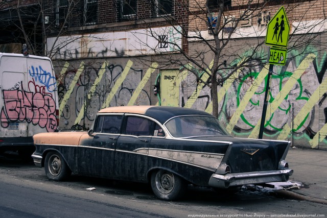 Старые автомобили на улицах Нью-Йорка - 21