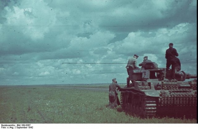 Цветные фотографии бронетехники времён Второй мировой войны