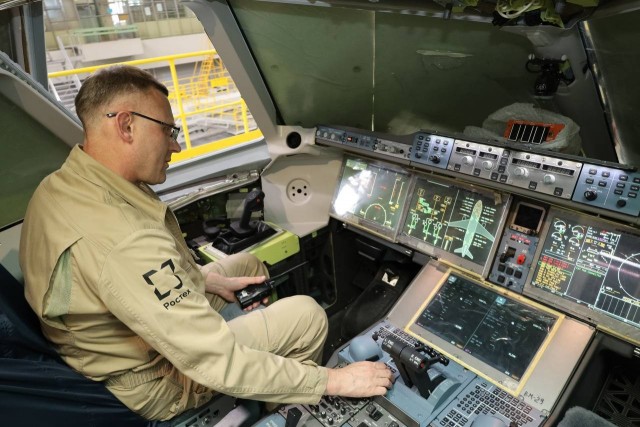 Второй опытный МС-21 в полностью импортозамещенной версии проходит приемо-сдаточные испытания на ИАЗ
