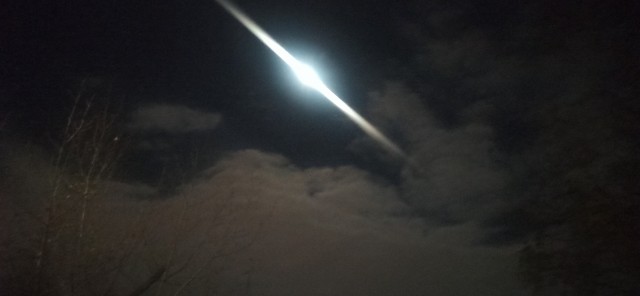 Заснял Луну с балкона