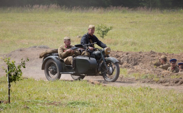 От поражения до победы. 1941-1944 реконструкция.