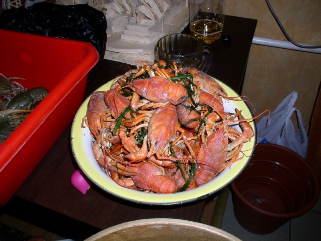 Решили мы как-то попить Пыва с раками!