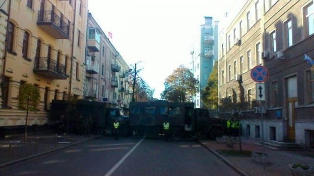 Шо Опять? Прямые трансляции майдана в Киеве