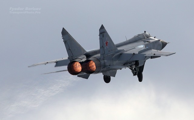 МиГ-31. Самому быстрому - 50!