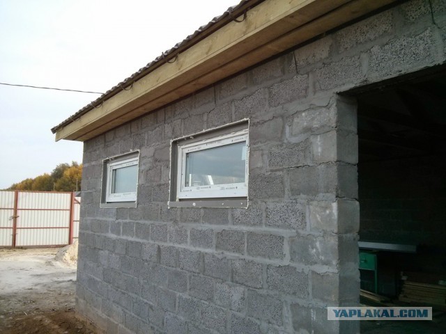 Гараж+бытовка из керамзитных блоков