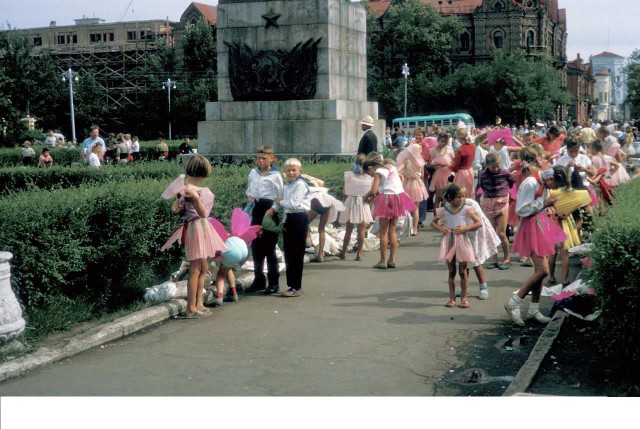 По городам и весям — 60-е годы в цвете