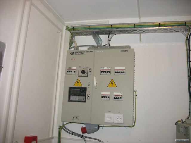 Как организована связь TELE2