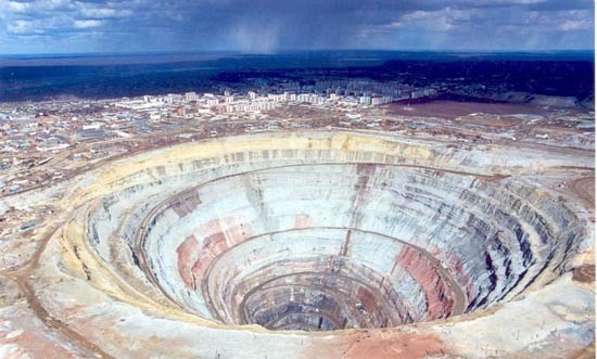 Огромные карьеры (фото)