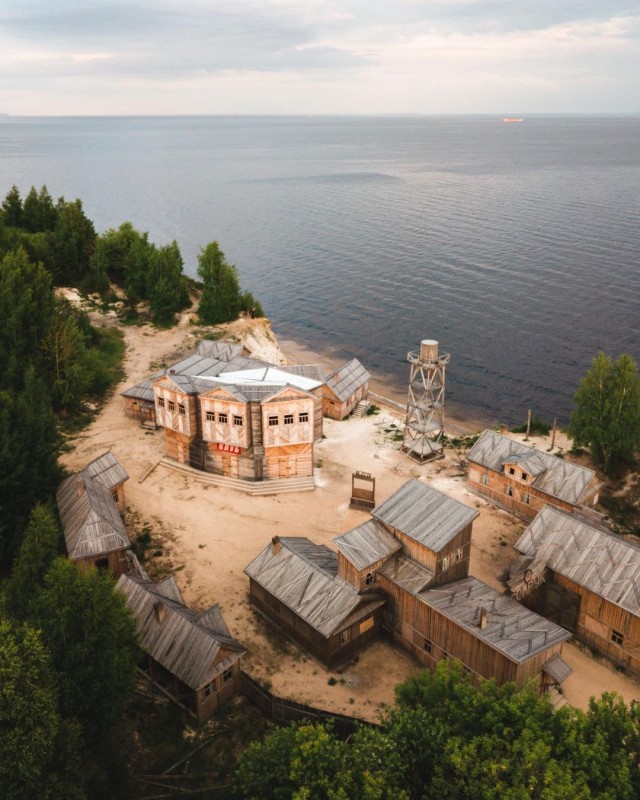 «Kosmaj Project»: фотопроект о заброшенных местах России