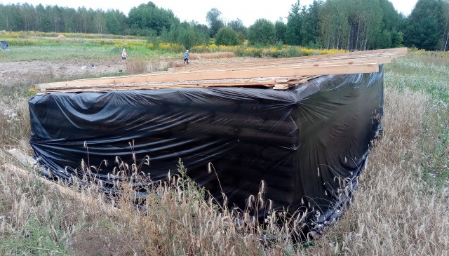 Сарай из мешков с суглинком. ч.6