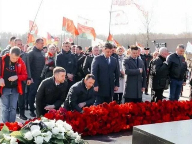 Дуры
