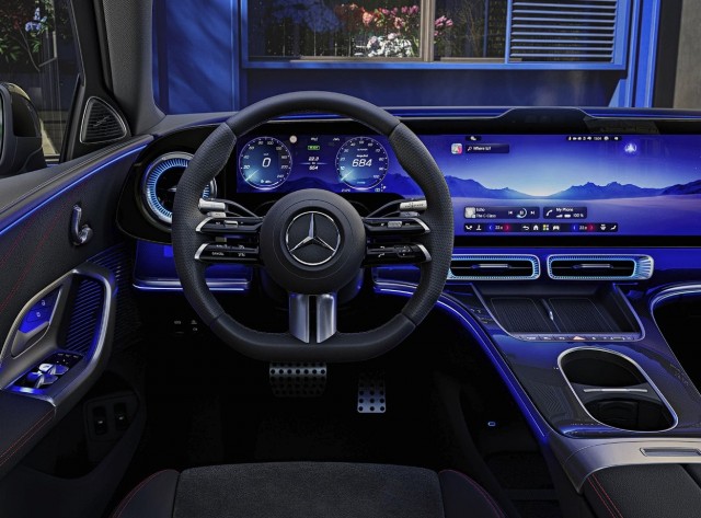 Представлен электроседан Mercedes-Benz C-Class нового поколения - машины уже сходят с конвейера