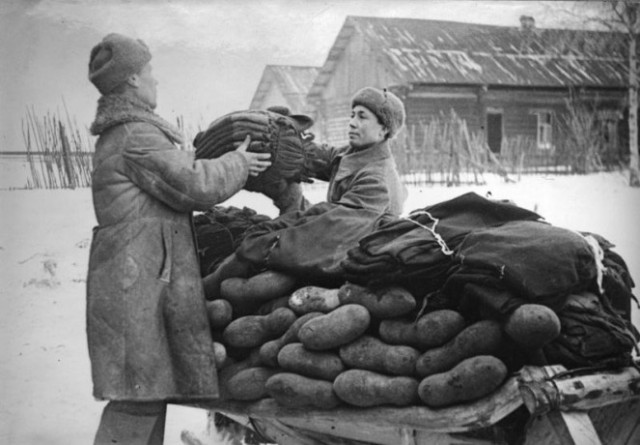«Советская военщина — самая подлая и тупая из всех. Это она «победила» 1:10.» Об идейных вдохновителях и духовных наставниках  К