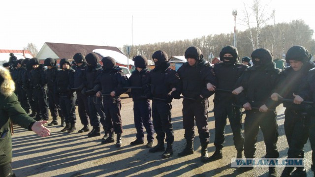 На мусорный полигон Валовичи приехали космонавты