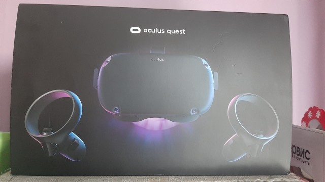 Продам в Москве VR шлем Oculus Quest 64gb + oculus link + аксессуары