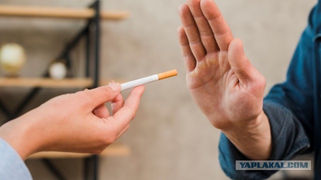 Курил 24 года, попыток бросить было доху..много, но всё же смог!