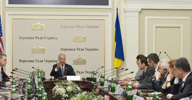 Как развивались экономики двух Корей