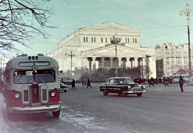 Москва и москвичи. Двадцатый век. 16.03.25