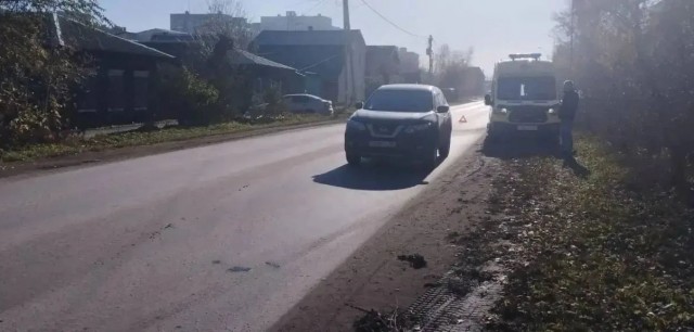 В Омске под колеса попал девятилетний  пацан.