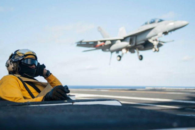 "Авианосец "Джордж Буш"