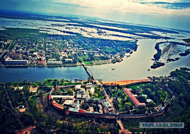 Новгородская археология.Город может существовать без денег?