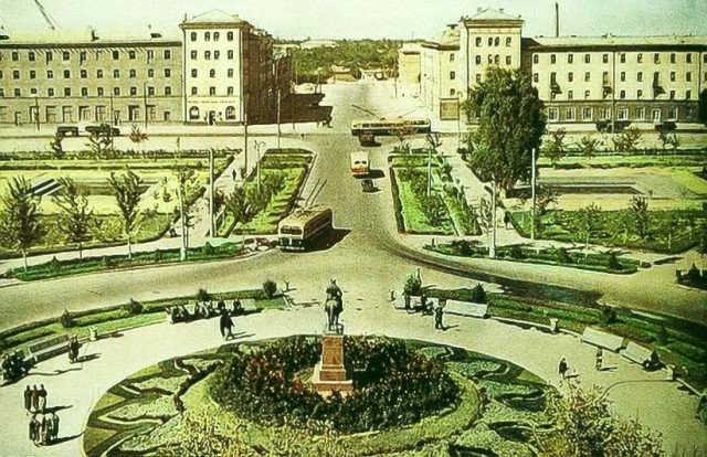 История в фотографиях