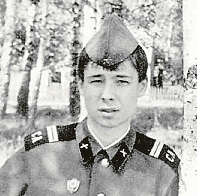 Дожились... Ничего необычного, просто Тимати сделал одежду вместе с Армией России. А шорты из этой линейки нашли на AliExpress