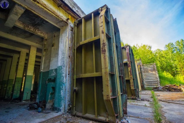 Заброшенная позиция ядерных ракет Р-9А "Долина" 390-го ракетного полка. Масштабы поражают!