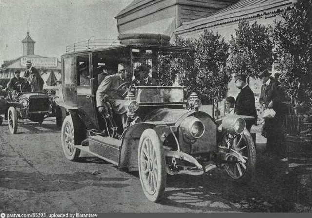 А вы знали, где был первый высотный ресторан в Москве?