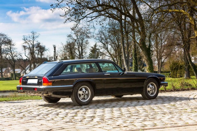 50 лет Jaguar XJS