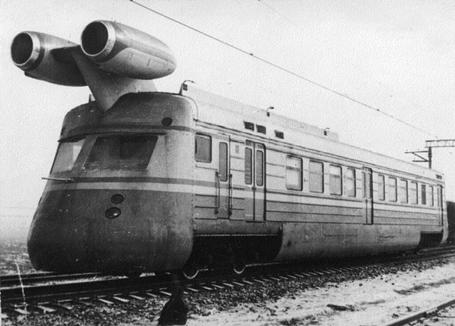 Тепловозы, которые сами создавали себе топливо: забытый эксперимент СССР