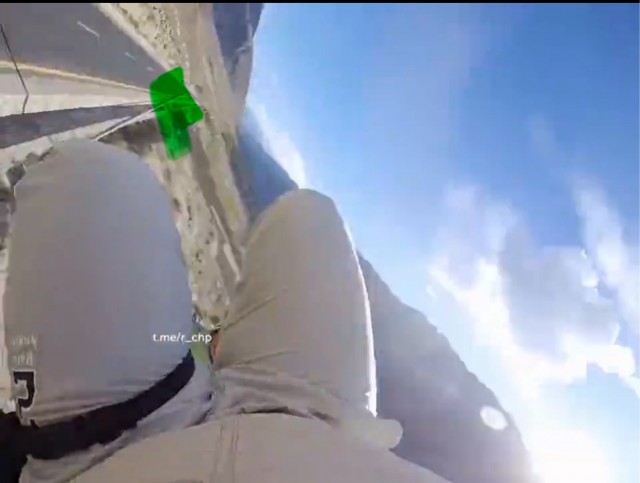Зато весь в белом...