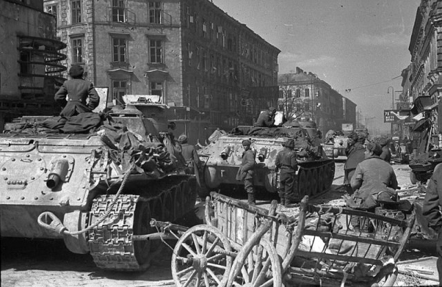 СУ-100 или Jagdpanther: лучшая противотанковая САУ Второй мировой?
