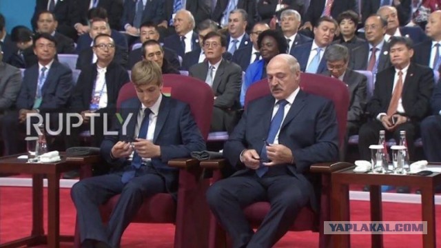 Лукашенко предложил России вступить в состав Белоруссии
