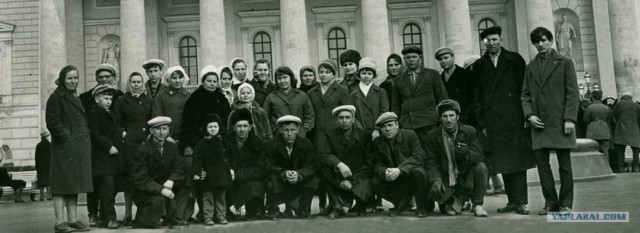 Когда-то мода была такая и мы выглядели так