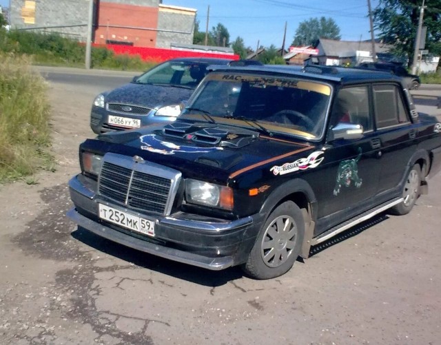 В Узбекистане девушка ждала от мужа Chevrolet Malibu, но получила Daewoo Gentra