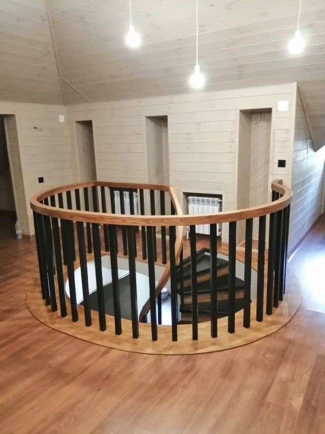 Молодежь не хочет идти работать руками и к станкам?   Да как же это так, а почему?