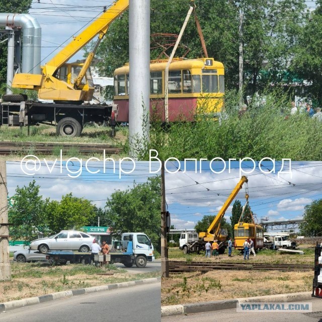 Приора врезалась в трамвай...