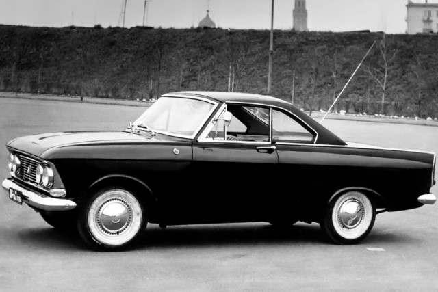 Фотохроника "загнивающего совка". Часть 11. Советские автомобили
