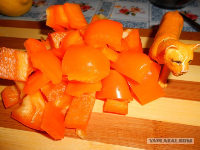 Вкусное обаяние Кулинарии, Повара ЯПа поздравляют милых дам!